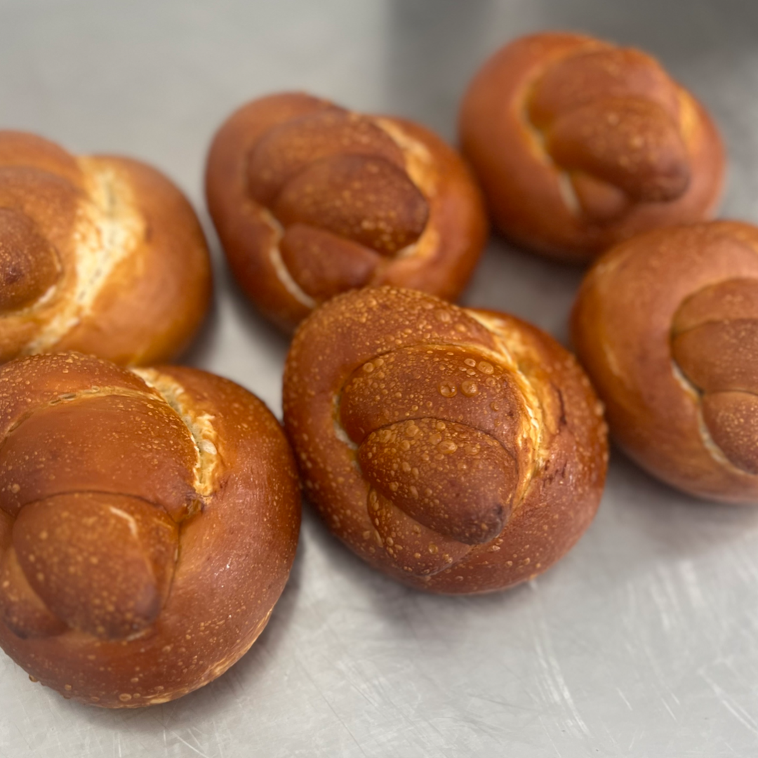 🥨🍔 Pretzel Buns - 6 pack