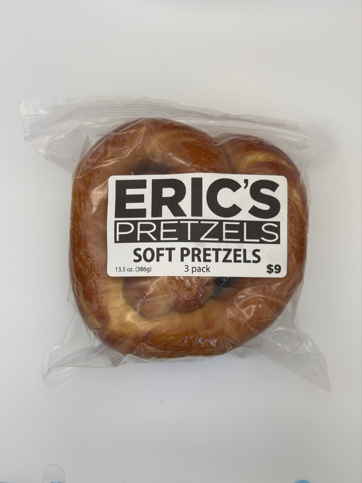 Eric’s handmade soft pretzels 3-pack in clear packaging